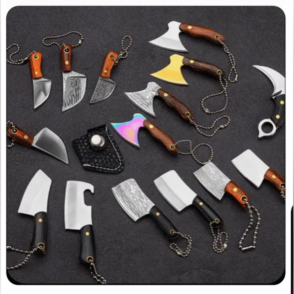 $2 MINI UTILITY KEYCHAIN. ONE AT RANDOM. $2 WITH ANY $10 ORDER OR MORE - Picture 2 of 16